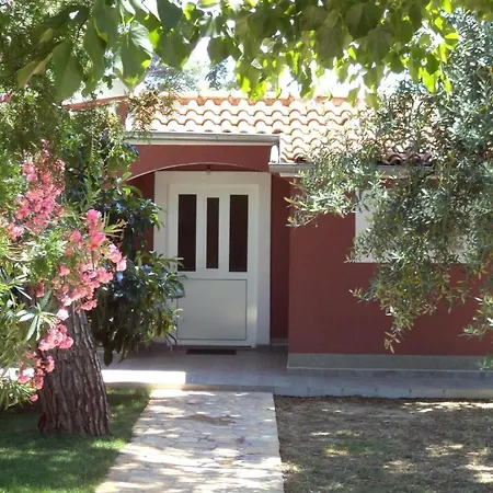 Strandnahes Haus Lolinka Mit Schattiger Terrasse Holiday home *