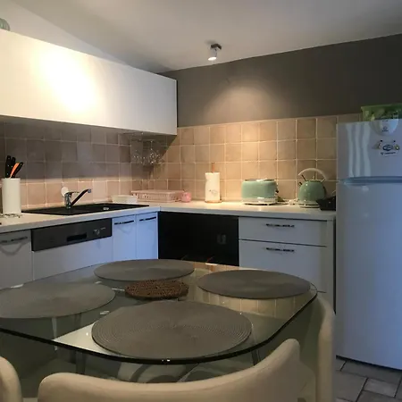 Strandnahes Haus Lolinka Mit Schattiger Terrasse Holiday home